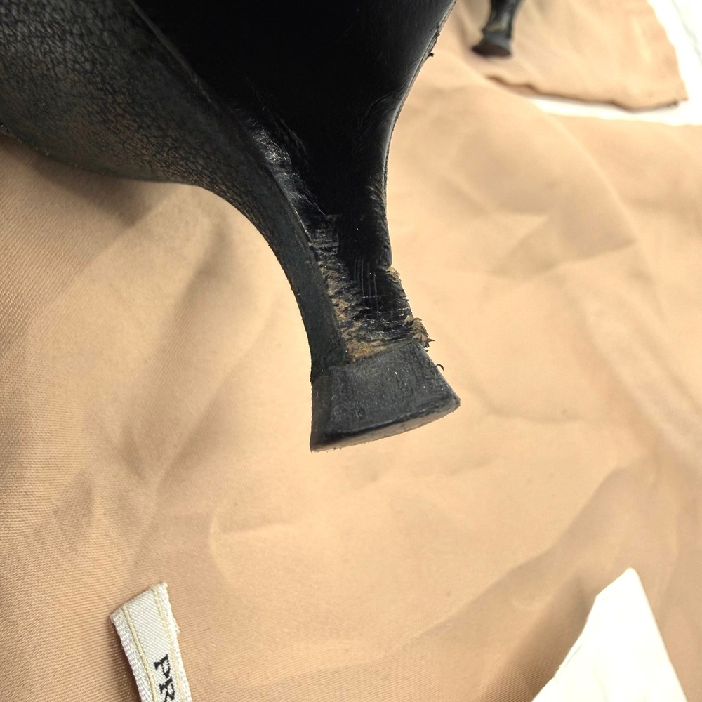 Prada Black Pebbled Leather Pointed Toe Buckle Kitten Heel Pumps 38.5 Italy - Picture 10 of 10